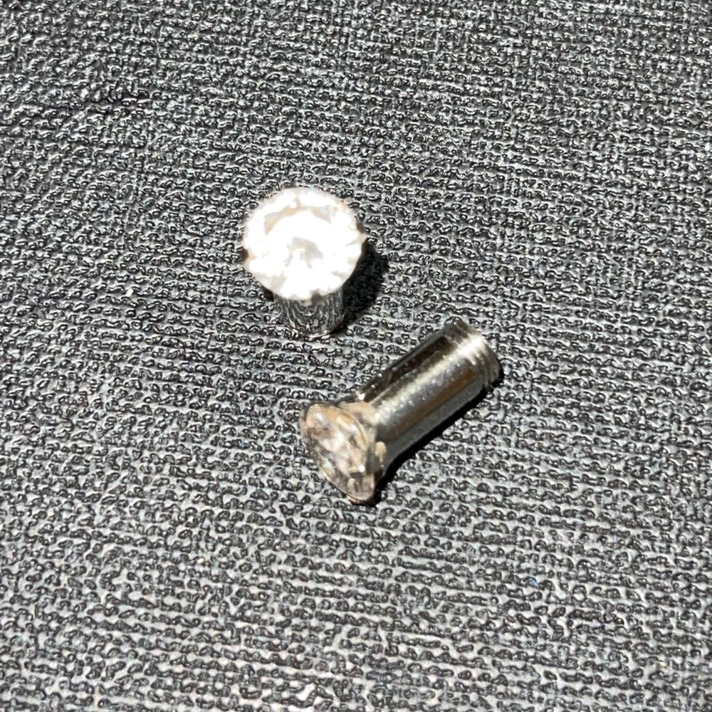 Ear gauges - Picture 2 of 4